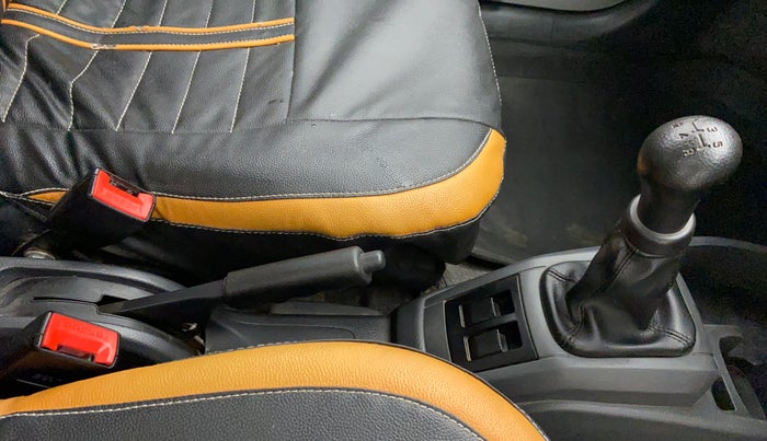 2017 Maruti Alto 800 LXI, Petrol, Manual, 26,945 km, Gear Lever