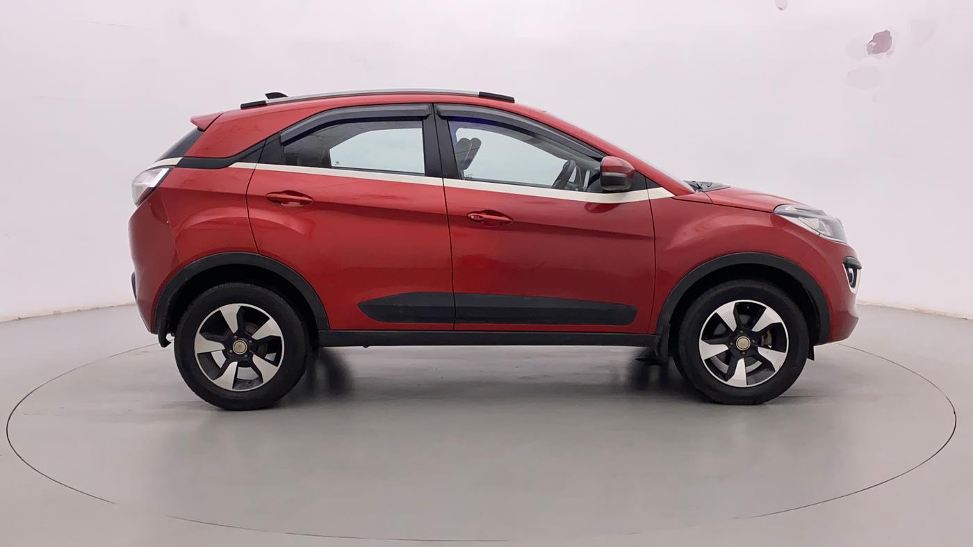 2018 Tata NEXON XZ PLUS DIESEL, Diesel, Manual, 70,896 km, Right Side