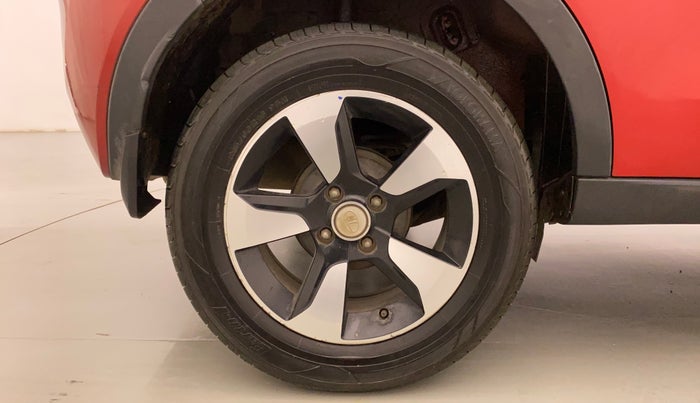 2018 Tata NEXON XZ PLUS DIESEL, Diesel, Manual, 70,896 km, Right Rear Wheel