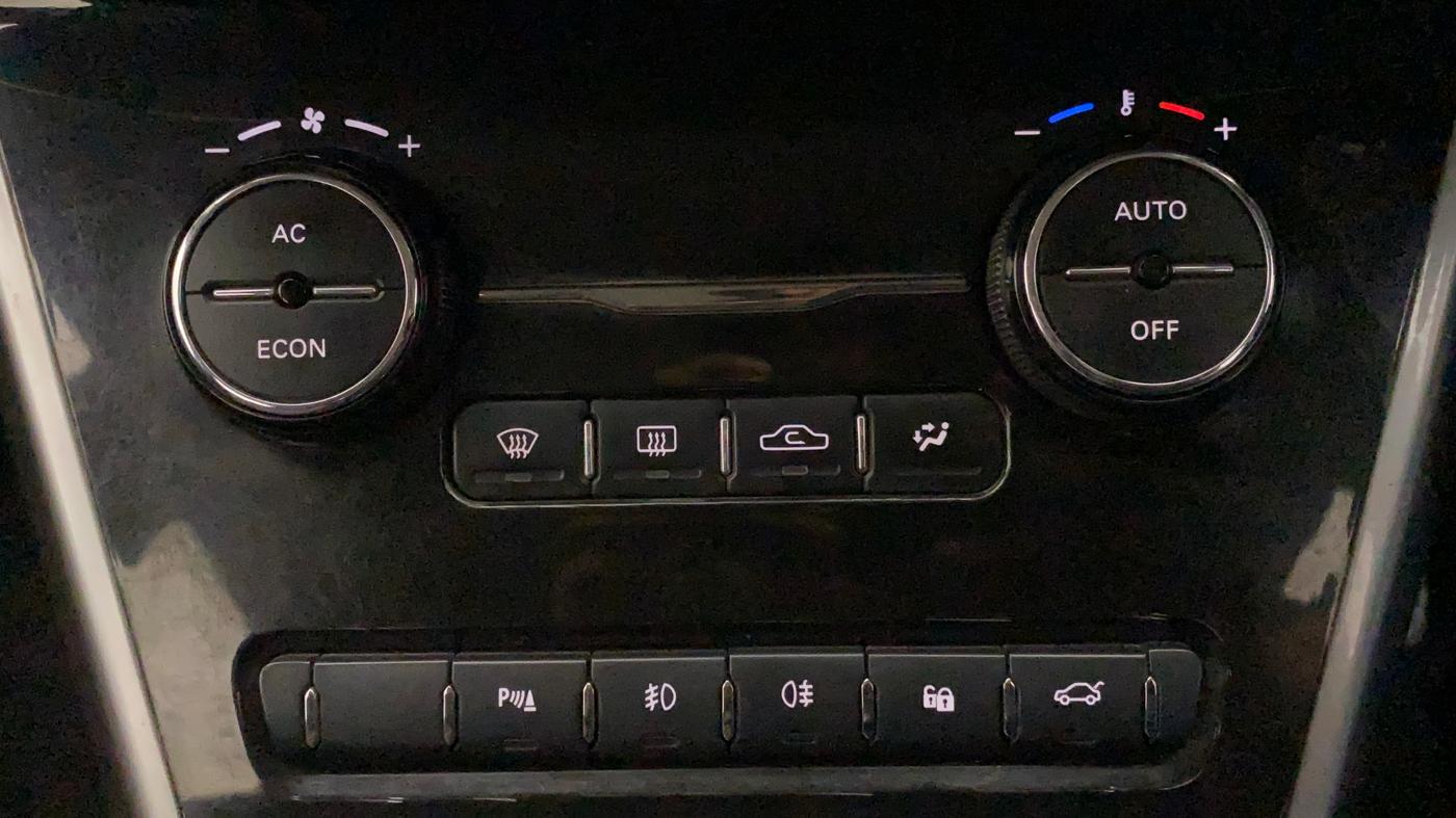 2018 Tata NEXON XZ PLUS DIESEL, Diesel, Manual, 70,896 km, Automatic Climate Control
