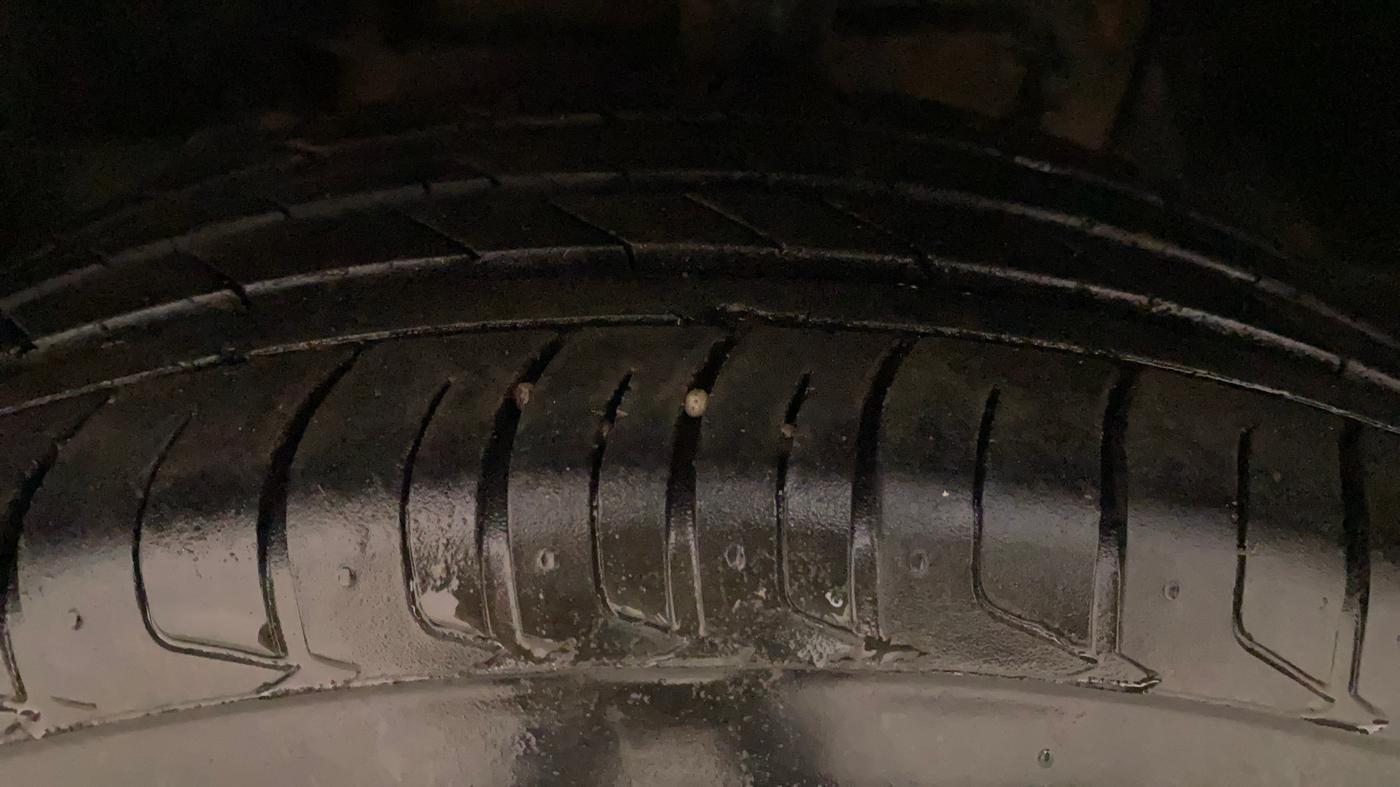 2018 Tata NEXON XZ PLUS DIESEL, Diesel, Manual, 70,896 km, Left Front Tyre Tread