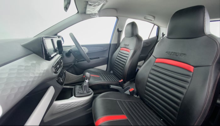 2020 Hyundai GRAND I10 NIOS SPORTZ PETROL, Petrol, Manual, 15,766 km, Right Side Front Door Cabin