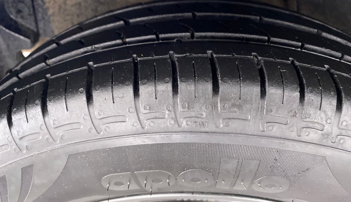 2020 Hyundai GRAND I10 NIOS SPORTZ PETROL, Petrol, Manual, 15,766 km, Right Rear Tyre Tread