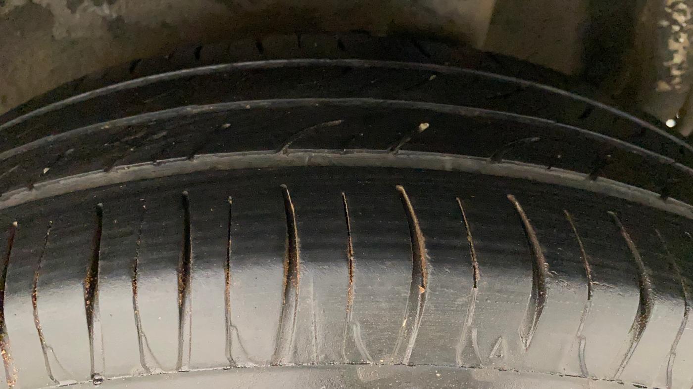 2018 Maruti Celerio ZXI (O), Petrol, Manual, 70,785 km, Left Rear Tyre Tread