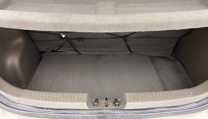 2012 Hyundai i10 SPORTZ 1.2 AT, Petrol, Automatic, 76,041 km, Boot Inside