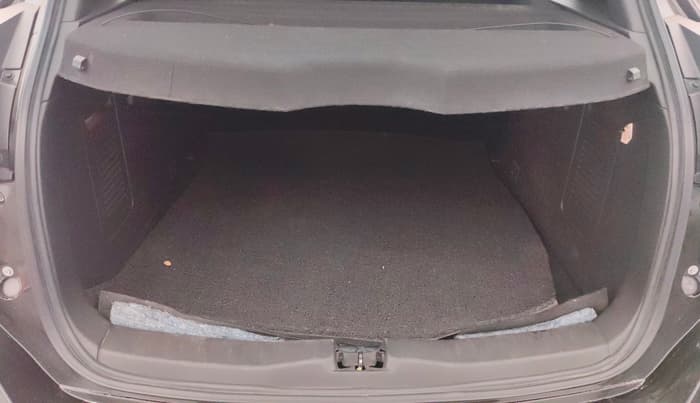 2021 Nissan Kicks XV PREMIUM TURBO 1.3 CVT, Petrol, Automatic, 39,541 km, Boot Inside