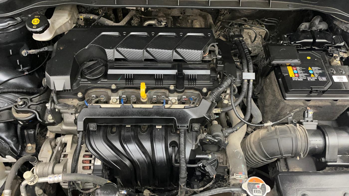 2023 KIA CARENS PRESTIGE 1.5 PETROL 7 STR, Petrol, Manual, 37,700 km, Engine View