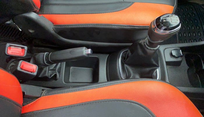 2018 Renault Kwid RXT 0.8, Petrol, Manual, 39,266 km, Gear Lever