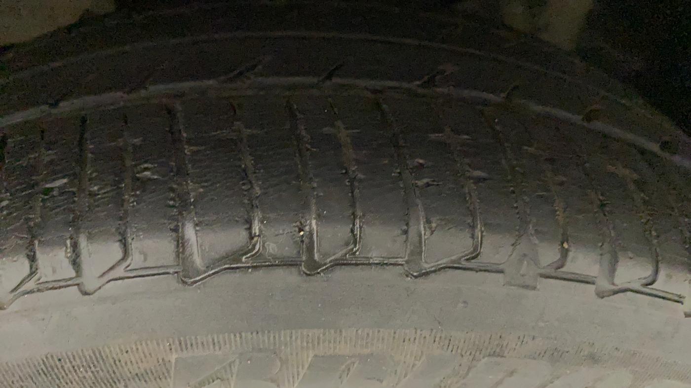 2018 Tata TIGOR XZA PETROL, Petrol, Automatic, 37,241 km, Left Front Tyre Tread