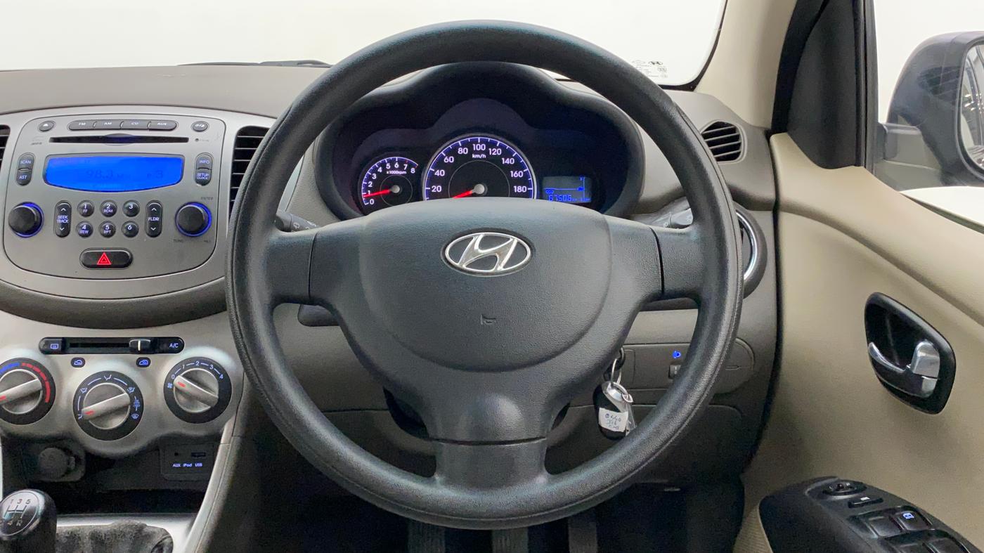 2012 Hyundai i10 SPORTZ 1.2, Petrol, Manual, 67,506 km, Steering Wheel Close Up