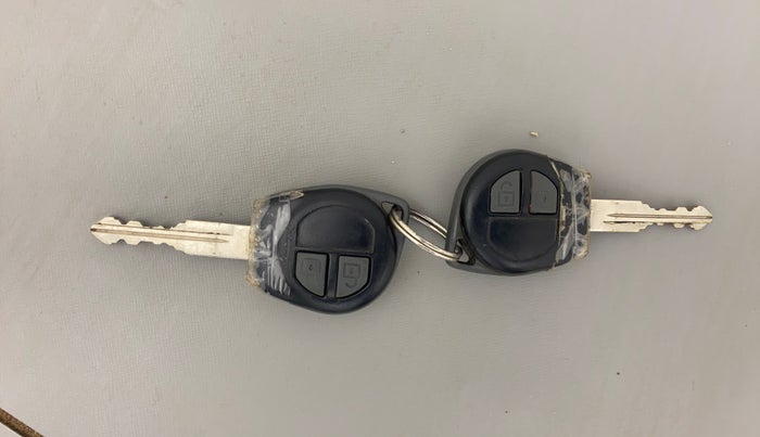 2013 Maruti Wagon R 1.0 VXI, Petrol, Manual, 24,304 km, Key Close Up