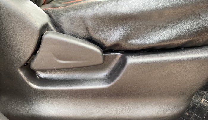 2018 Datsun Redi Go T(O) 1.0 AMT, Petrol, Automatic, 24,265 km, Driver Side Adjustment Panel