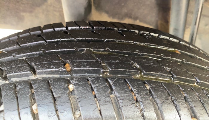 2018 Datsun Redi Go T(O) 1.0 AMT, Petrol, Automatic, 24,265 km, Right Rear Tyre Tread