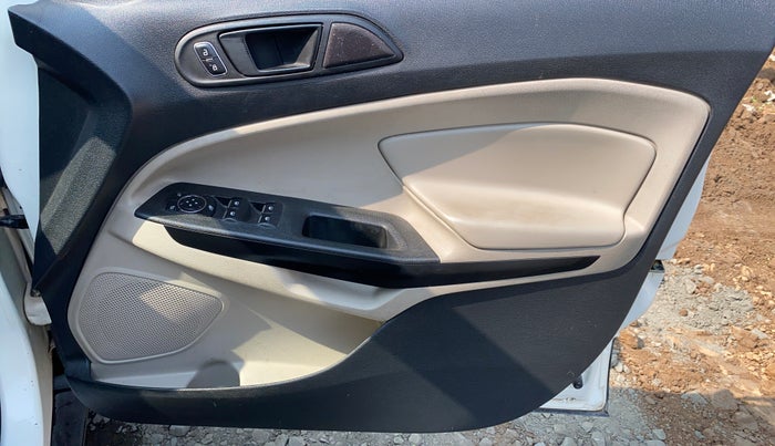 2021 Ford Ecosport TREND 1.5L DIESEL, Diesel, Manual, 64,218 km, Driver Side Door Panels Control