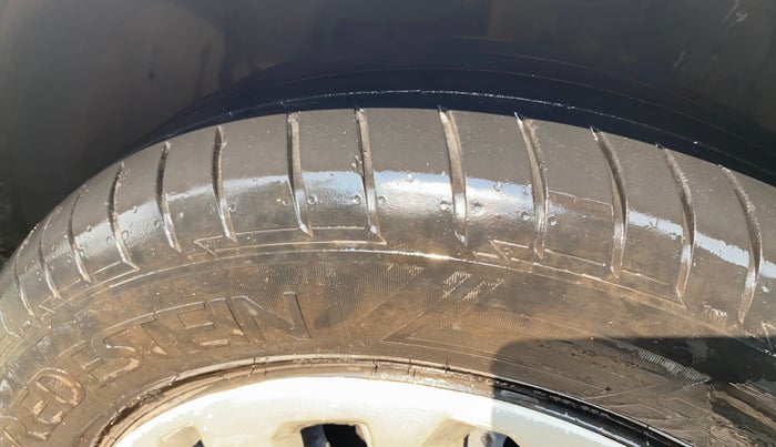 2021 Ford Ecosport TREND 1.5L DIESEL, Diesel, Manual, 64,218 km, Left Front Tyre Tread