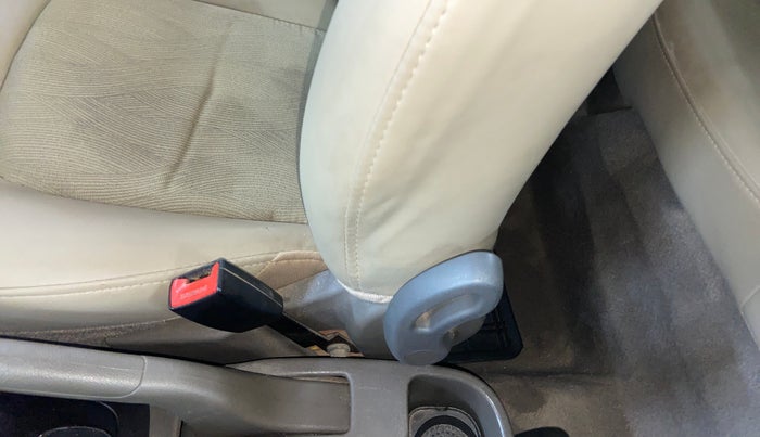 2012 Hyundai i10 MAGNA 1.2, Petrol, Manual, 70,879 km, Driver Side Adjustment Panel