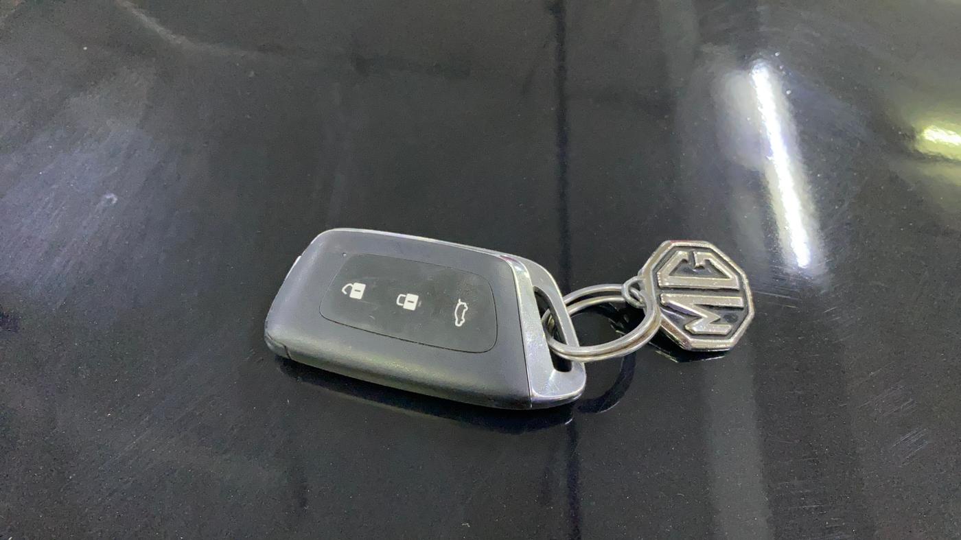 2021 MG HECTOR SHARP 1.5 PETROL CVT, Petrol, Automatic, 61,025 km, Key Close Up