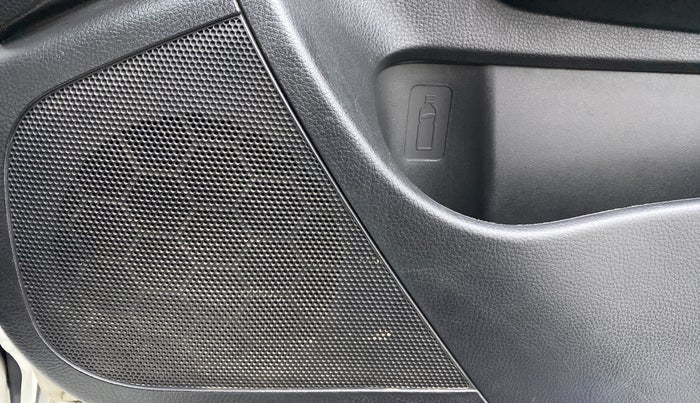 2017 Maruti Swift VXI D, Petrol, Manual, 55,354 km, Speaker
