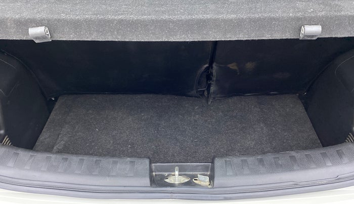 2017 Maruti Swift VXI D, Petrol, Manual, 55,354 km, Boot Inside