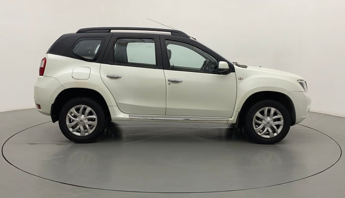 2015 Nissan Terrano XL (P), Petrol, Manual, 82,883 km, Right Side
