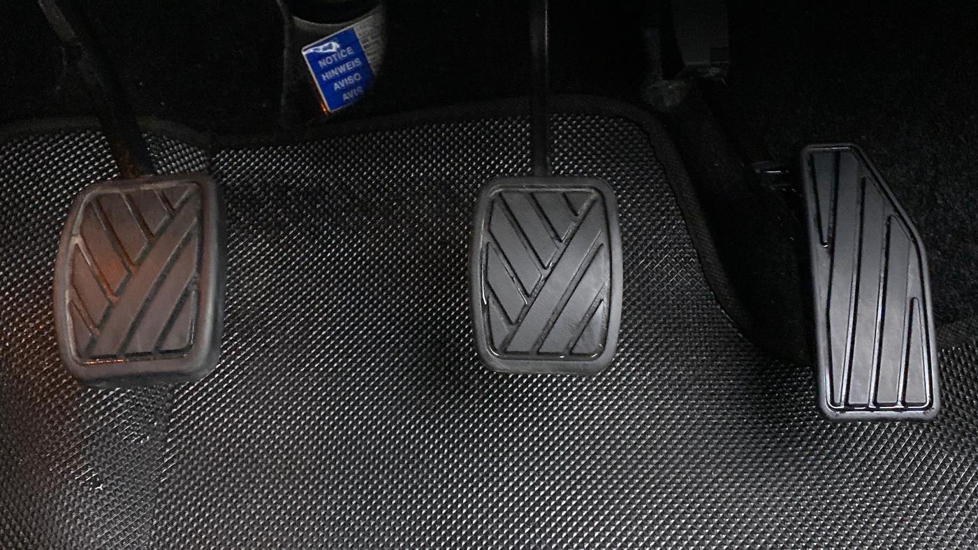 2021 Maruti Baleno ZETA PETROL 1.2, Petrol, Manual, 18,321 km, Pedals