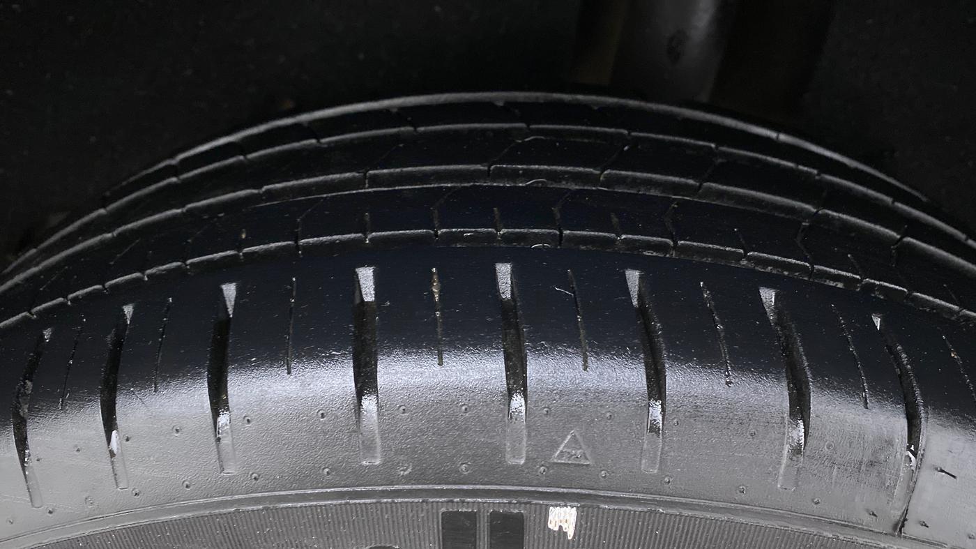 2021 Maruti Baleno ZETA PETROL 1.2, Petrol, Manual, 18,321 km, Left Rear Tyre Tread