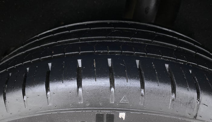 2021 Maruti Baleno ZETA PETROL 1.2, Petrol, Manual, 18,321 km, Left Rear Tyre Tread