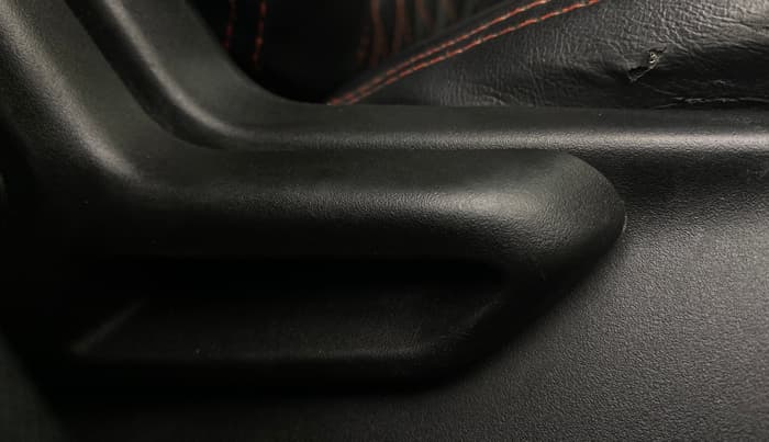 2022 Tata NEXON XM SUNROOF DIESEL, Diesel, Manual, 70,968 km, Driver Side Adjustment Panel