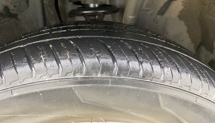 2021 Nissan MAGNITE XE, Petrol, Manual, 11,437 km, Right Front Tyre Tread