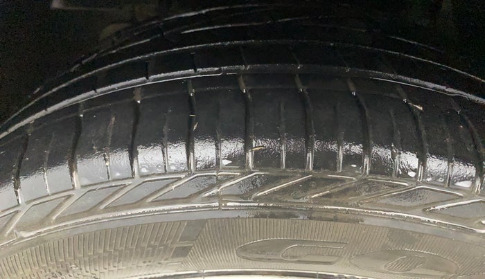 2018 Tata NEXON XM PETROL, CNG, Manual, 89,009 km, Left Front Tyre Tread