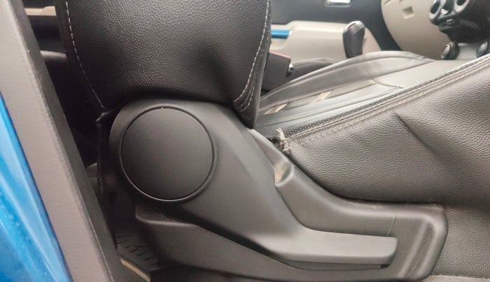 2018 Maruti IGNIS ZETA 1.2, Petrol, Manual, 33,474 km, Driver Side Adjustment Panel