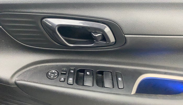 2021 Hyundai NEW I20 ASTA (O) 1.0 TURBO GDI DCT, Petrol, Automatic, 52,495 km, Driver Side Door Panels Control