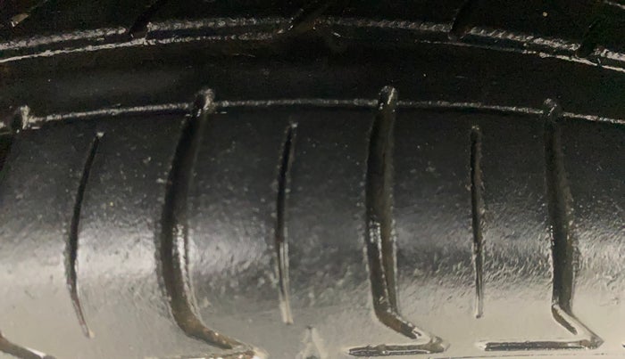 2021 Hyundai NEW I20 ASTA (O) 1.0 TURBO GDI DCT, Petrol, Automatic, 52,495 km, Left Front Tyre Tread