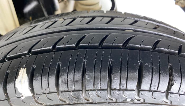 2017 Maruti Alto 800 LXI, Petrol, Manual, 10,323 km, Left Rear Tyre Tread