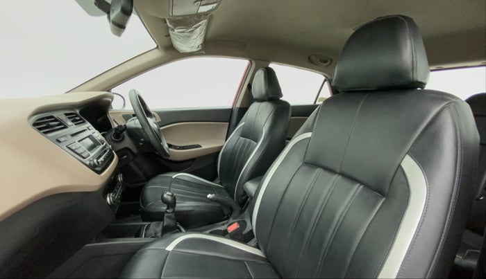2015 Hyundai Elite i20 SPORTZ (O) 1.2, Petrol, Manual, 68,132 km, Right Side Front Door Cabin