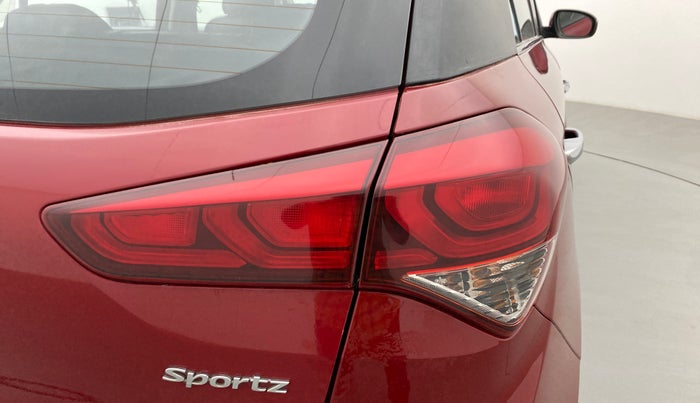 2015 Hyundai Elite i20 SPORTZ (O) 1.2, Petrol, Manual, 68,132 km, Right tail light - Reverse gear light not functional