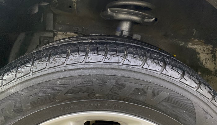 2013 Maruti Swift Dzire ZXI, Petrol, Manual, 42,449 km, Left Front Tyre Tread