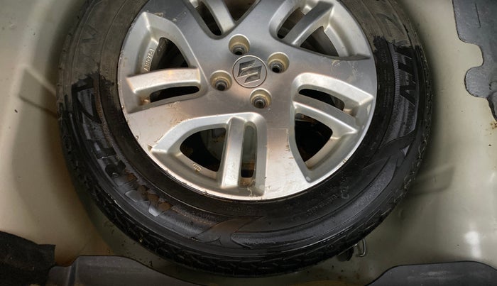 2013 Maruti Swift Dzire ZXI, Petrol, Manual, 42,449 km, Spare Tyre