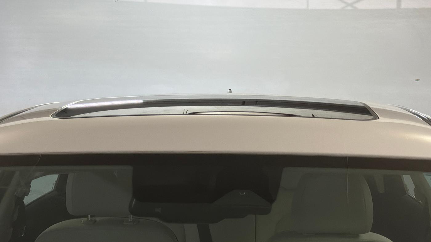 2025 Hyundai Verna SX(O) 1.5 MPI IVT , Petrol, Automatic, 4,019 km, Moonroof/ Sunroof