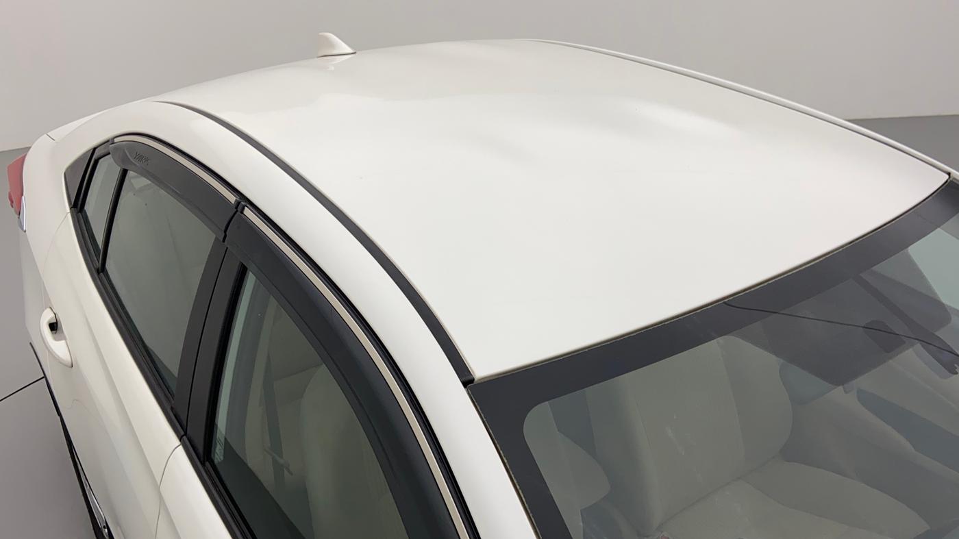 2018 Toyota YARIS V MT, Petrol, Manual, 16,676 km, Roof
