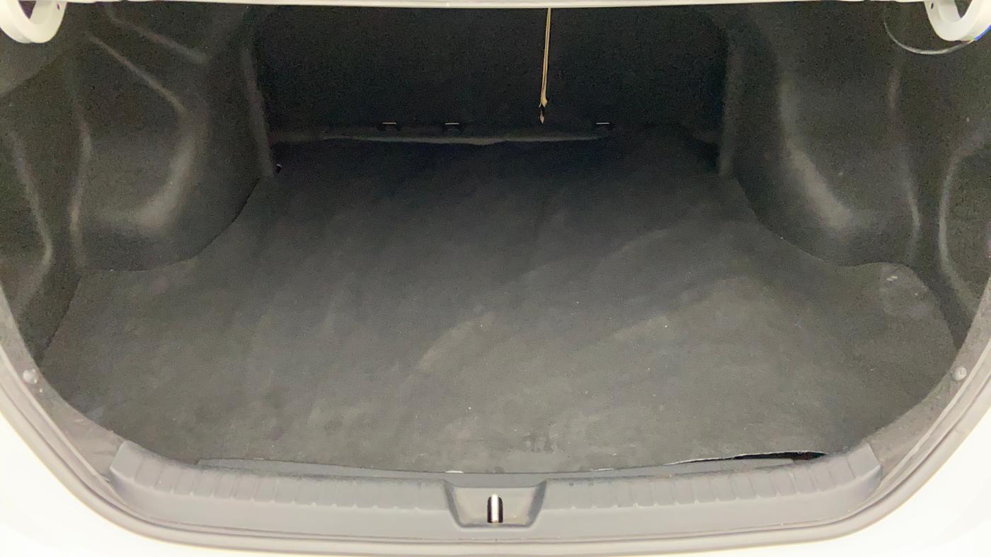 2018 Toyota YARIS V MT, Petrol, Manual, 16,676 km, Boot Inside