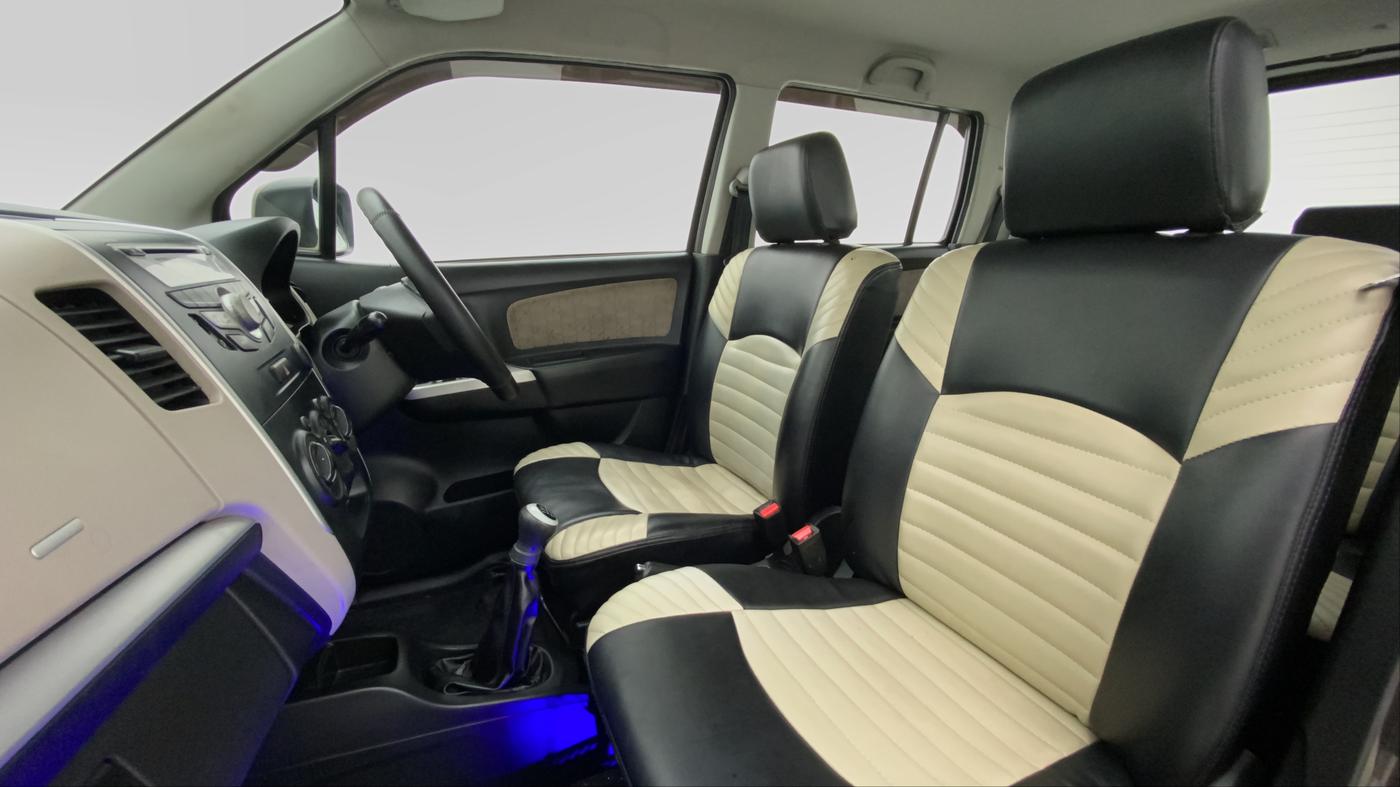2014 Maruti Wagon R 1.0 VXI, Petrol, Manual, 44,364 km, Right Side Front Door Cabin