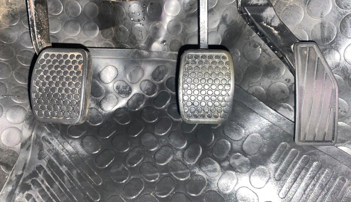 2018 Maruti Alto K10 VXI, Petrol, Manual, 72,039 km, Pedals