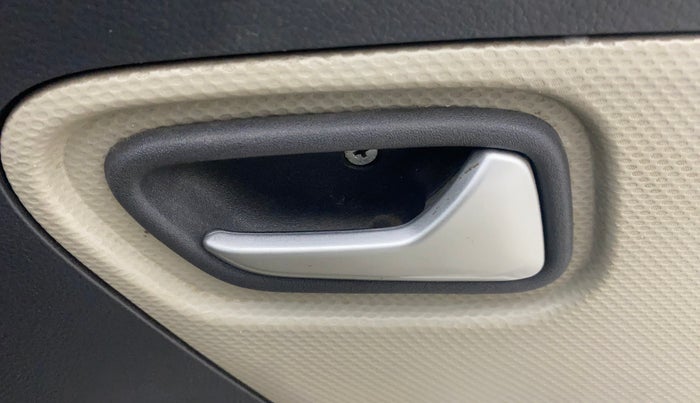 2018 Maruti Alto K10 VXI, Petrol, Manual, 72,039 km, Driver Side Door Panels Control