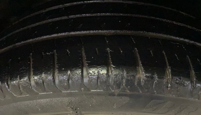 2017 Maruti Dzire ZXI PLUS, Petrol, Manual, 88,462 km, Left Rear Tyre Tread