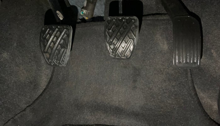 2019 Datsun Go T(O), Petrol, Manual, 31,573 km, Pedals