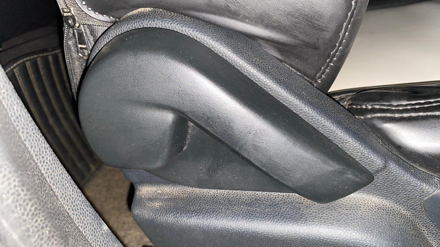 2018 Ford Ecosport AMBIENTE 1.5L PETROL, Petrol, Manual, 71,660 km, Driver Side Adjustment Panel