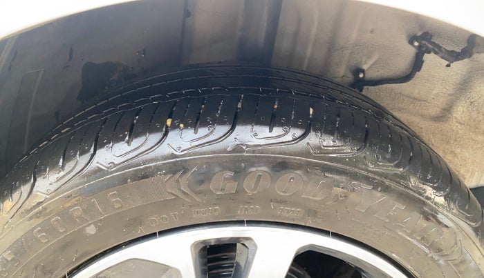 2023 Tata ALTROZ XZ PETROL, Petrol, Manual, 21,487 km, Right Rear Tyre Tread