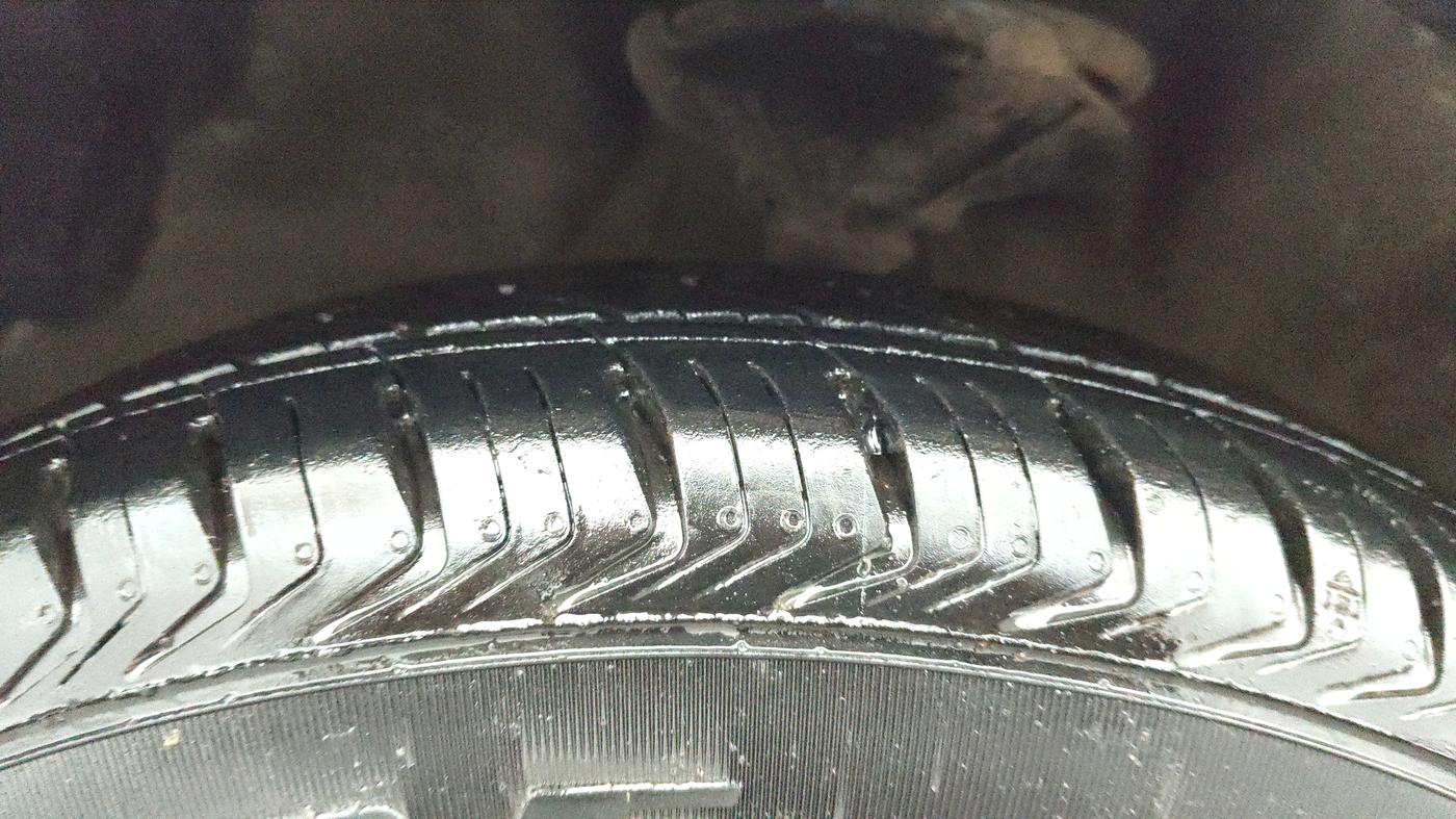 2019 Maruti Celerio ZXI, Petrol, Manual, 78,221 km, Left Front Tyre Tread