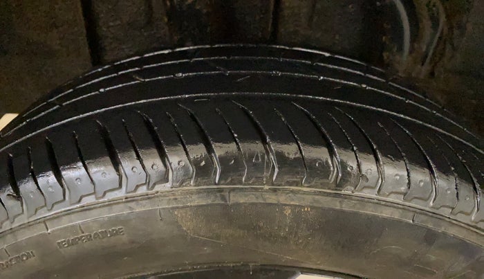 2023 Renault Kiger RXZ TURBO MT, Petrol, Manual, 23,507 km, Right Rear Tyre Tread